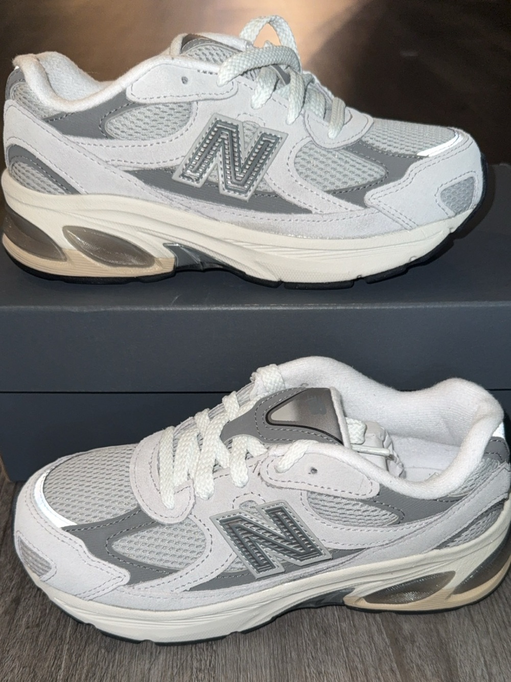 New Balance 2010 Youth in Raincloud/ Harbor Grey NWT